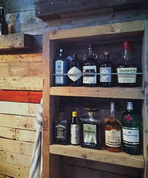 The features are different depending on what you are looking for. 50 Pub Shed Bar Ideas For Men - Cool Backyard Retreat Designs
