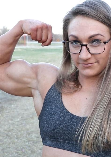 Fitness Muscle Motivation Girlpower Bodybuilding Muscular Woman Biceps Flex Muscle