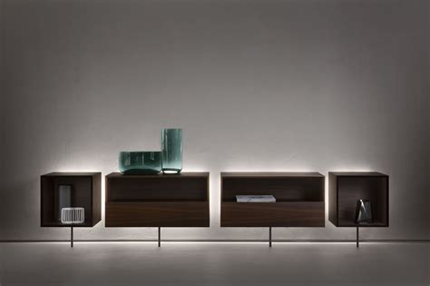 I have tried to think of what that could mean that isn't the classic he's lying under it while. Novità Flou 2019: una sorprendente bright experience ...