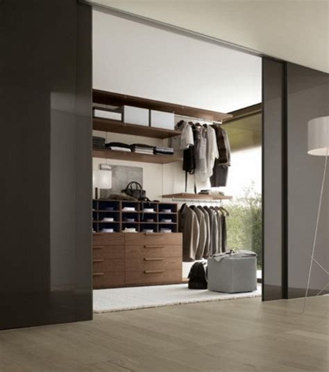 When you're designing or remodeling your bedroom, closet door ideas can go such a long way. Great Ideas for Multifunctional Master Bedroom Closets ...