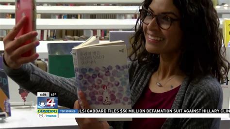 Book Lovers Celebrate Library Shelfie Day Kveo Tv