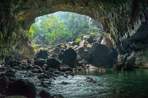 Inside The Awe Inspiring Xe Bang Fai River Cave Photos Image 71