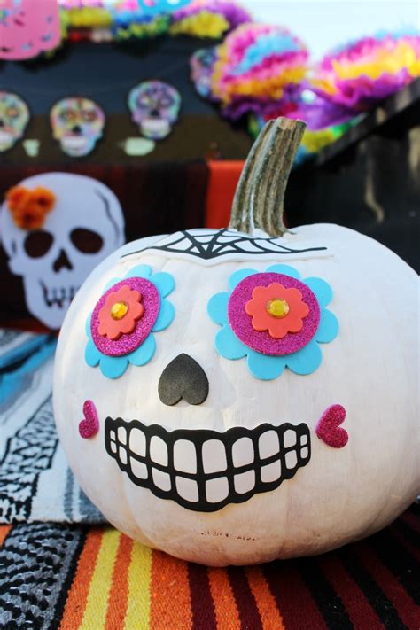 Day of the dead bedroom ideas. Day of the Dead Trunk or Treat Ideas - Child at Heart Blog