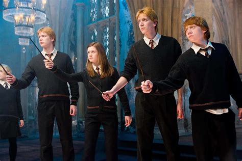 Franchises, collections, movies & more at wbuk. „Harry Potter": Das wurde aus „Familie Weasley" - Teil 2