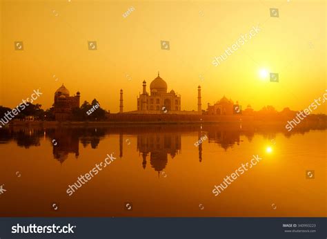 Panoramic View Taj Mahal Sunset Reflection Stock Photo 340993223