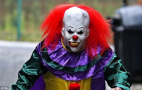 Fear Of Clowns Due To Lack Of Expression Under Makeup Says Open University Psychologist Daily
