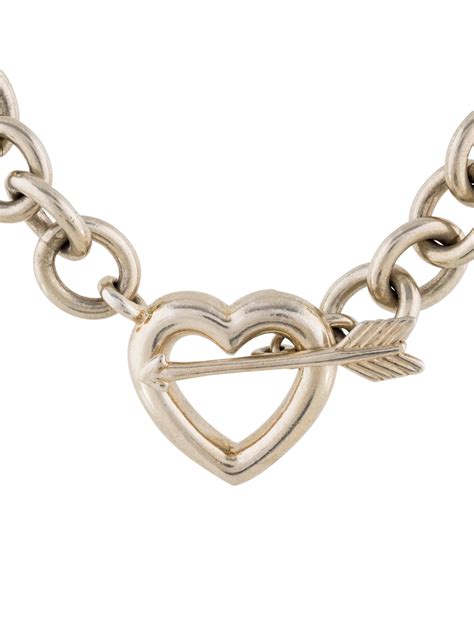 Tiffany And Co Heart Toggle Necklace Necklaces Tif62475 The Realreal