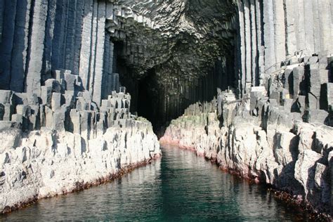 Fingals Cave Isle Of Staffa Visit Mull And Iona