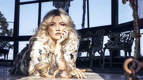 Elle King Talks Isolation Sobriety Self Repair I Was Struggling