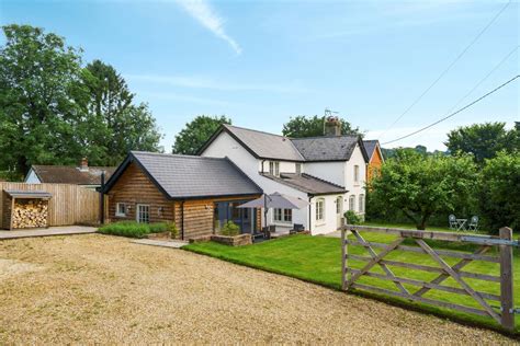 House For Sale In Stoke Andover Hampshire Sp11 Hng012119795