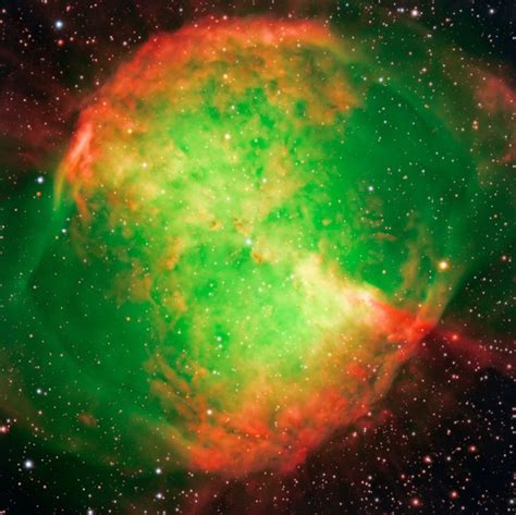 Explore Glowing Green Nebulae Planetary Nebula Nebula Planetary