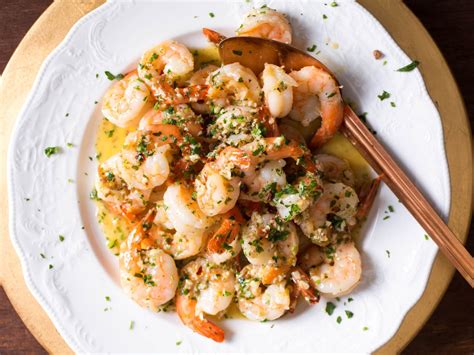 Looking for easy and yet amazing dinner fixes? Shrimp Scampi With Garlic, Red Pepper Flakes, and Herbs ...