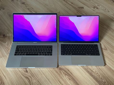 Here Is A Comparison Between The 15 Inch And The 14 Inch Rmacbookpro
