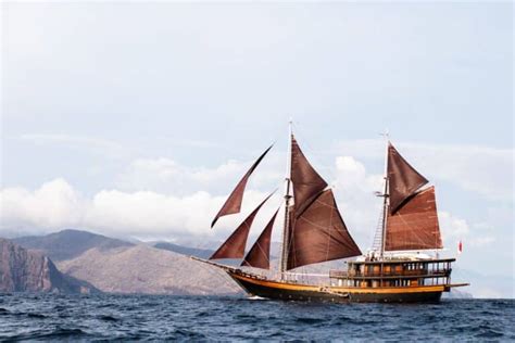 Dunia Baru Luxury Indonesian Yacht Charters Ultimate Bali Collection
