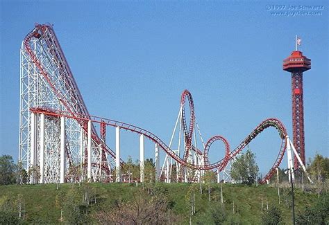 Viper Coaster At Magic Mountain Valencia Ca Amusement Park Rides