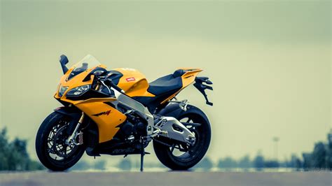 Uhd ultra hd wallpaper for desktop, iphone, pc, laptop, computer, android phone, smartphone, imac, macbook, tablet, mobile device. Best Aprilia Yellow Bike HD Photo | HD Wallpapers