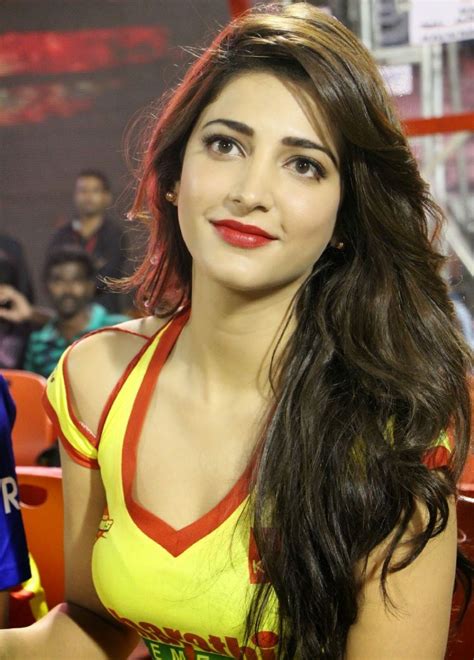 Shruti Hassan Hot Photos At Celebrity Cricket League Shruti Hassan Beautiful Indian Actress