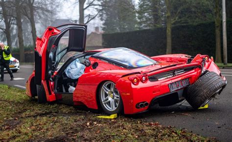 Ferrari Enzo Crasht In Baarn Video Update 2 Autoblognl