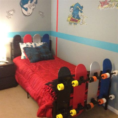 Pin By Rachel Grinnell On Kids Room Boys Skateboard Room Skateboard