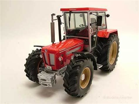Die bewertungen basieren auf 77 erfahrungsberichten von landwirten und lohnunternehmern. Schlüter Compact 1350 TV 6 Traktor 1986 - 1993 rot ...