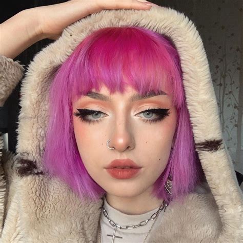 E҉v҉e҉ 🍑 On Instagram 🏻👩🏻‍🎤 Aesthetic Hair Creative Hair Color