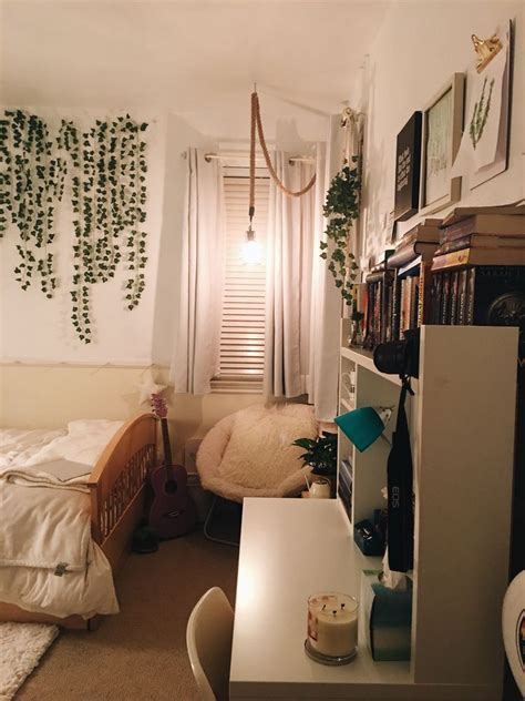 Metal farmhouse beds have such a timeless appearance and are rather simple to locate these days. ☆P I N T E R E S T : @kyleighrreese☆ | Dorm room decor ...