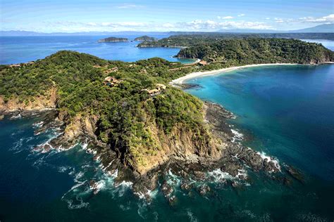 This nation has bewilderingly diverse culture, climates, flora, and fauna, and landscapes range from rainforests, to dry tropical and temperate forests, to volcanoes, to caribbean and pacific beaches, to high mountains, and marshy lowlands. Peninsula Papagayo, Costa Rica: $100 Million Revamp and ...