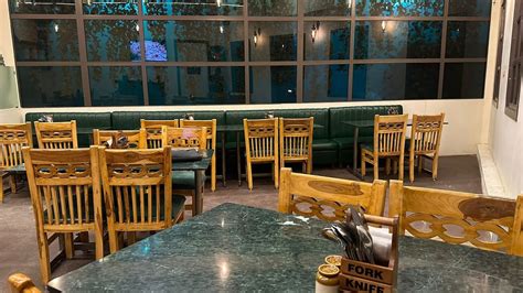 Savoring The Sea: Mumbai’s Top 10 Seafood Hotspots For True