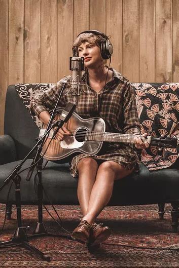 Taylor Swift Wore Free The People For Folklore The Long Pond Studio