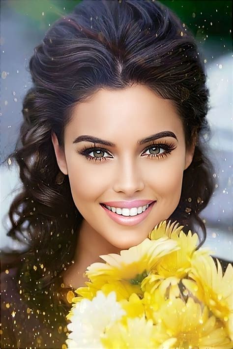 Beautiful Brown Eyes 10 Most Beautiful Women Beautiful Smile Beautiful Women Pictures Pretty