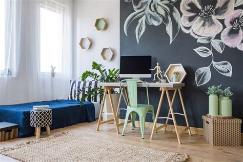 How To Work From A Studio Apartment 10 Tips For Success Extra Space