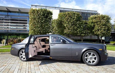 Fiche Technique Rolls Royce Phantom Vii Bespoke Collection 2009