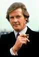 Sir Roger Moore dead from cancer at 89 | Daily Star