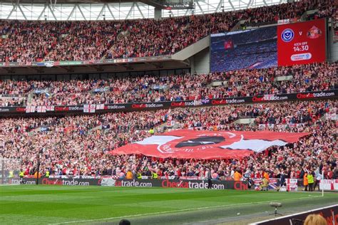 Sunderland is playing next match on 20 apr 2021 against hull city in league one. #FireUpOurCity: Huge Sunderland fan flag display planned ...