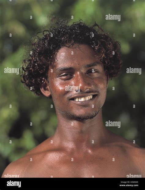 Portrait Dark Skinned Indian Man Hi Res Stock Photography And Images