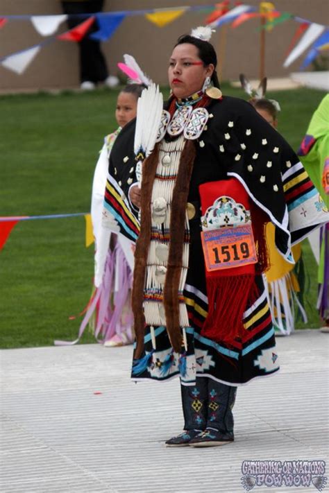 Womens Northern Traditional Cloth Dance Gallery Native American
