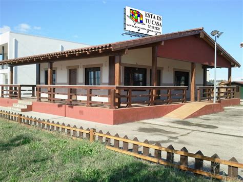 Construimos casas prefabricadas de estilo innovador y modelos de casas modulares, con la mejor calidad a un precio inmejorable. Casa de Hormigón, acero y piedra Modelo Andalucía