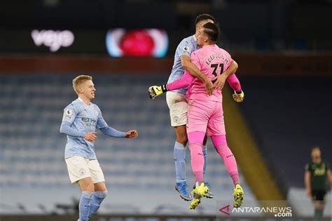 Klasmen liga inggris terbaru memberikan berbagai informasi seputar liga inggris hanya di situs berita bola ini yang pastinya dapat menambah wawasan anda semua pecinta sepakbola tentang liga inggris. Klasemen Liga Inggris: Manchester City semakin di depan ...