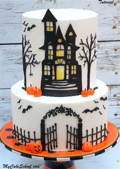 Haunted House Cake A Video Tutorial Halloween Cake Decorating