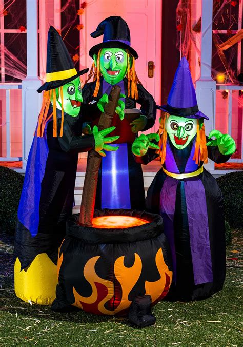 6 Ft Halloween Inflatable Witch With Cauldron And Bubbling Potion