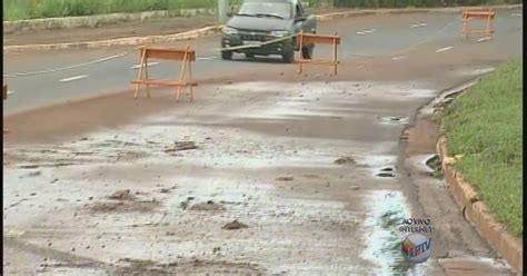 G1 Chuva Provoca Interdições E Derruba Muro De Prédio Em Ribeirão Preto Sp Notícias Em