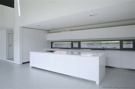 Cabinets like these are ideal for minimalist kitchens that prize both function and sleek design. Pictures of Kitchens - Style: Modern Kitchen Design ...