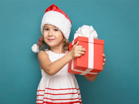 Need the perfect kids gift? Best Christmas Gifts For Kids - Boldsky.com