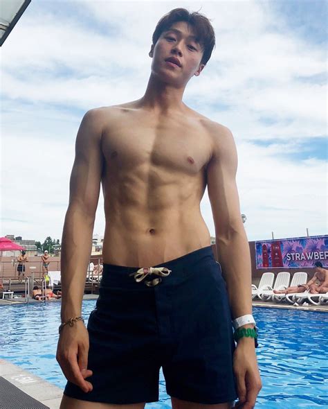 Koreanguys Ulzzang Ig Ekyooooooom Male Models Shirtless Asian Muscle Men Hot Asian Men