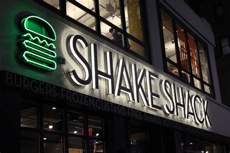 In their new book, shake shack: Shake Shack Workers Didn't Intentionally Poison Members of ...