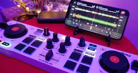 How To Dj With Digital Dj Controllers And Pro Gear Digital Dj Tips