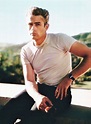 ICONIC STYLE: GET THE JAMES DEAN LOOK