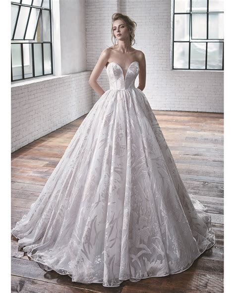 Badgley Mischka Bridal 2019 Wedding Dress Collection At Nybfw