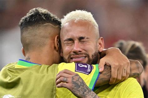 la nouvelle sortie de neymar après l élimination du brésil je suis psychologiquement détruit