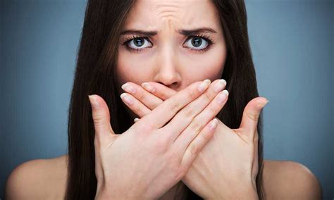 simple ways to get rid of bad breath quickly and permanently